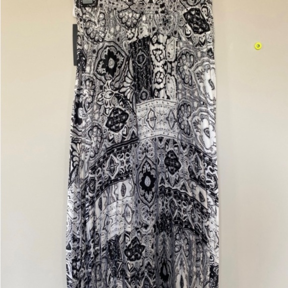 Haver London Pleated Maxi Skirt - Picture 2 of 4